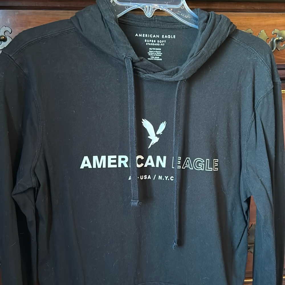 American Eagle tshirt hoodie. Adult xs